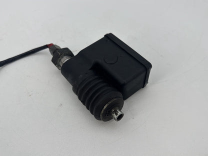1999 - 2006 Harley-Davidson Dyna Low Rider Rear Brake Master Cylinder Reservoir