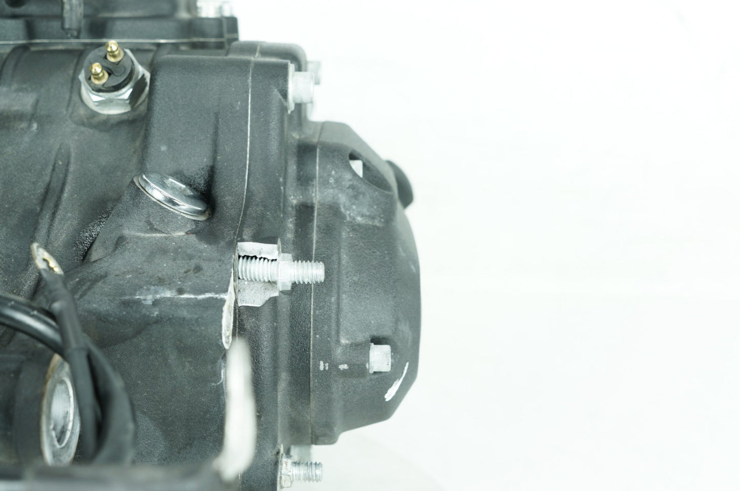 2007 - 2017 Harley-Davidson Dyna Fat Bob 6 Speed Transmission Gearbox  	33083-10A