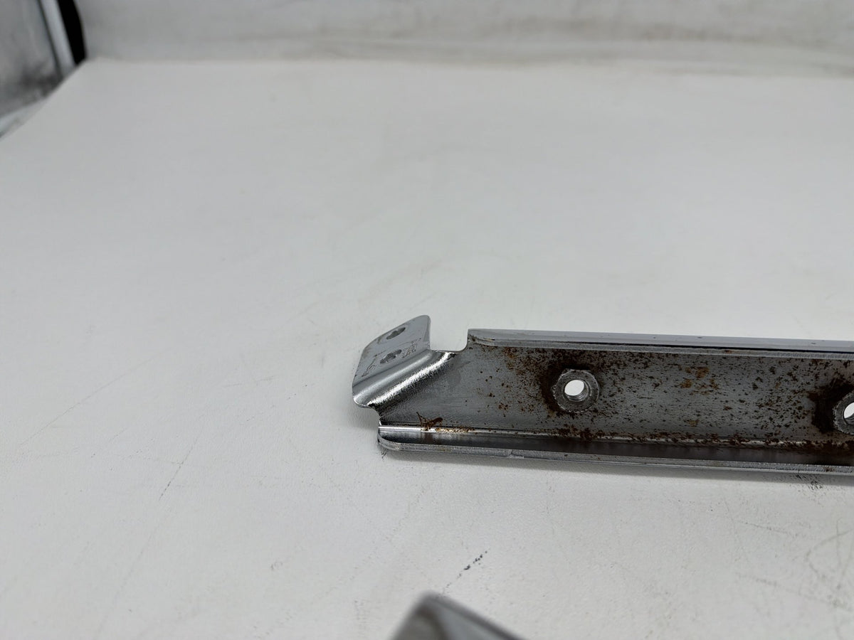 01 Harley Electra Glide Touring OEM Left Right Saddlebag Fender Struts Brackets