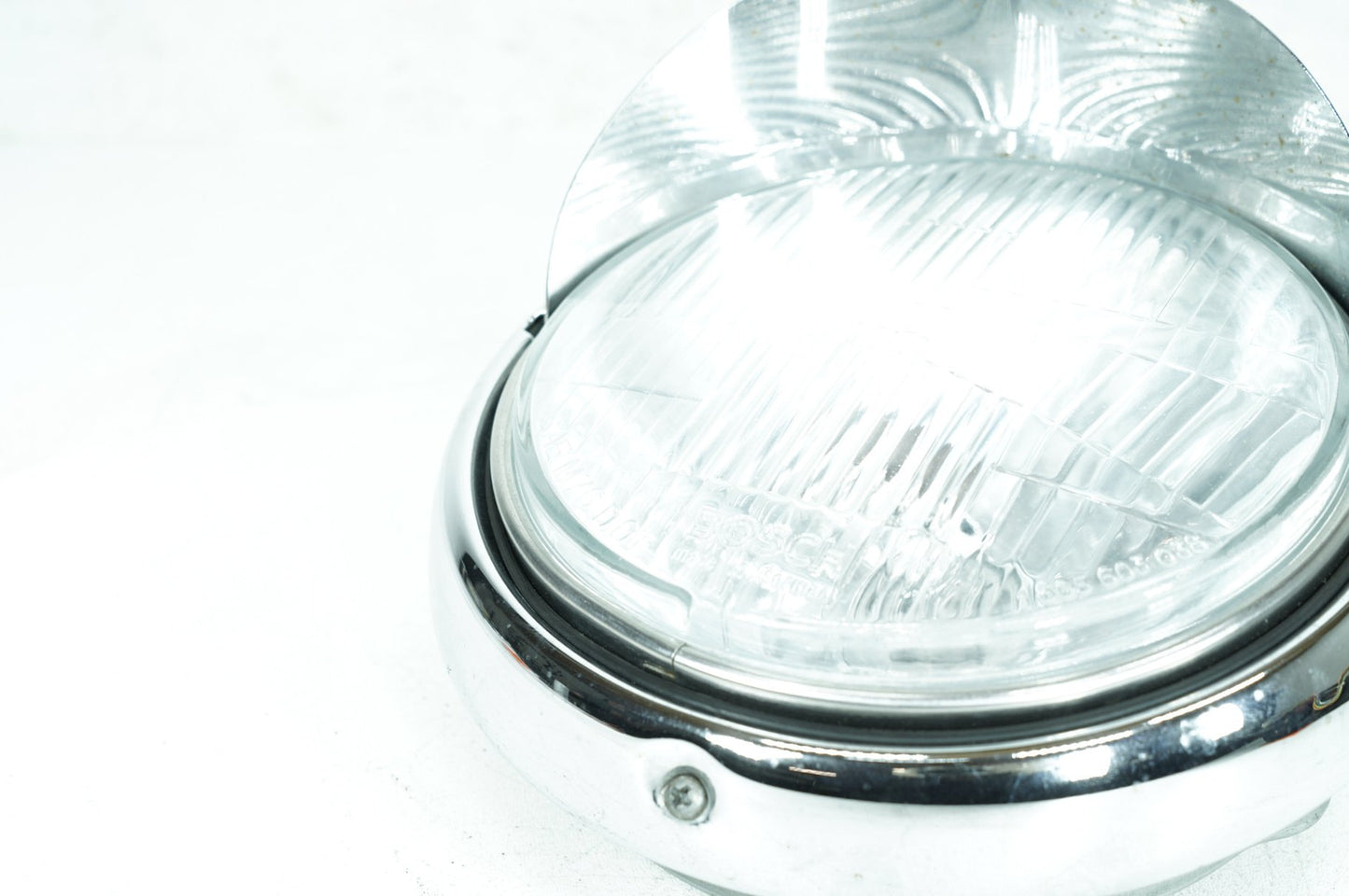 1984 - 1998 Harley-Davidson Touring Electra Glide Ultra Headlight Headlamp Head Light Halogen  	67702-81A
