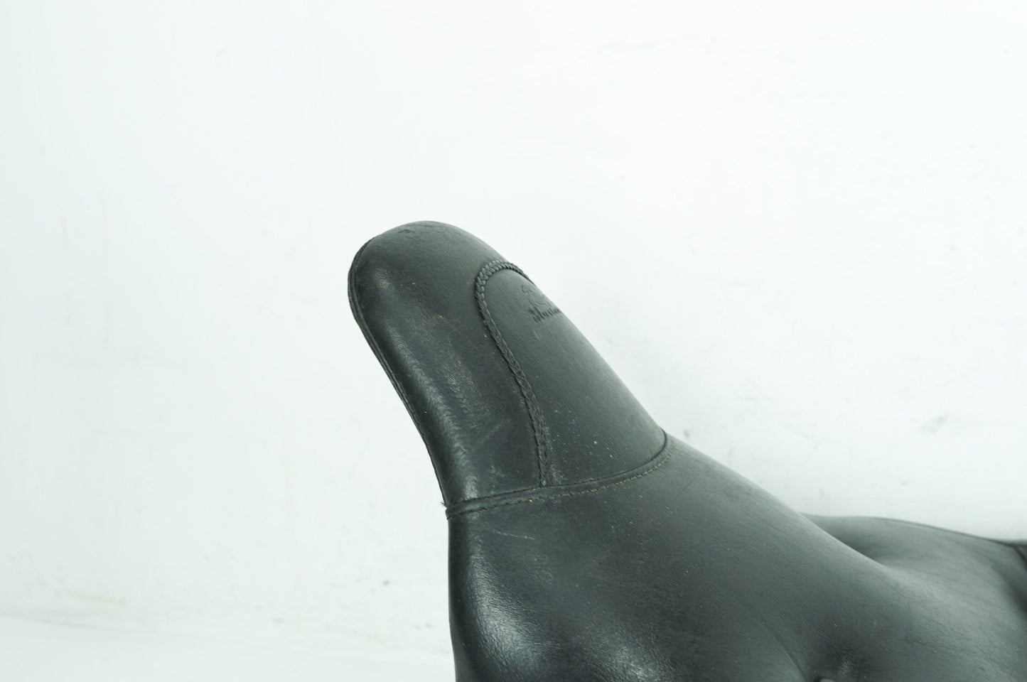 Harley-Davidson Misc  Passenger Rider Driver Seat Saddle Mustang