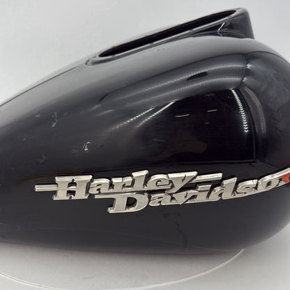 2007 - 2012 Harley-Davidson Touring Street Glide Fuel Gas Tank Gasoline Reservoir  	61356-03