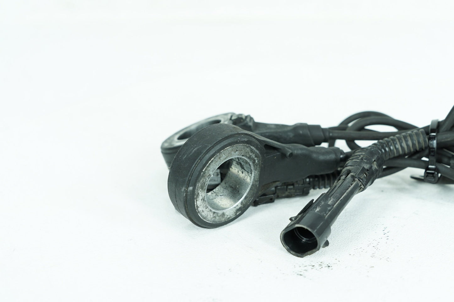 2007 - 2013 Harley-Davidson Touring Electra Glide Ultra Front & Rear Wheel ABS Speed Sensors 40615-08