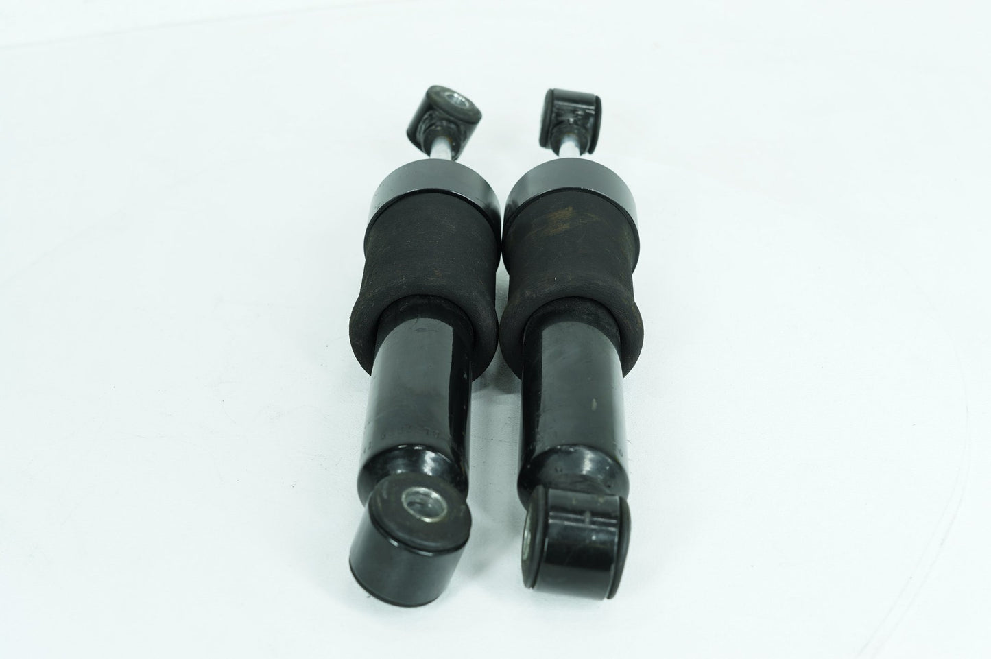1999 - 2006 Harley-Davidson Touring Electra Glide Classic Rear Left Right Shock Absorbers Shock Absorbers