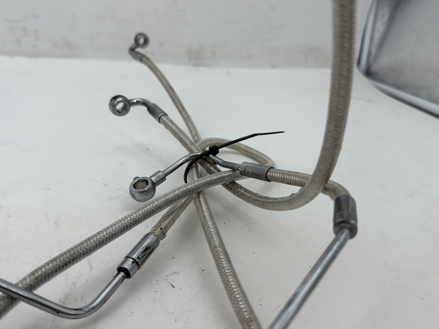 2011 Harley Road King Touring FLHRC Classic OEM Front Brake Hose Line Pipe ABS