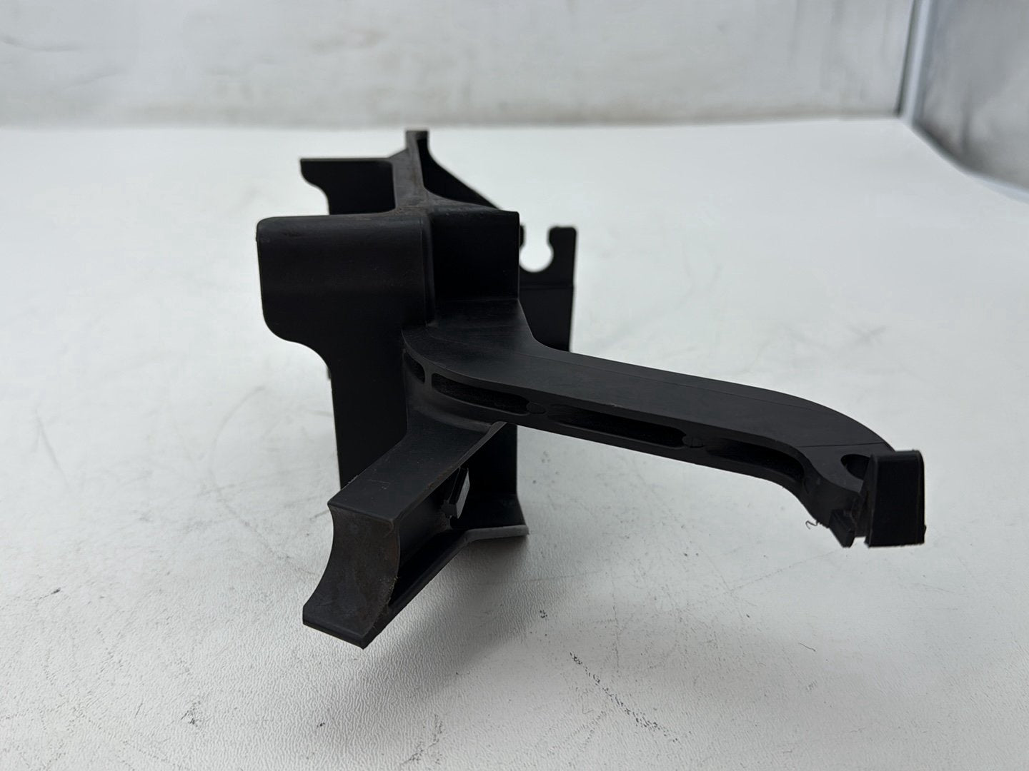 2008 Harley Road King Touring FLHR OEM Battery Tray Bracket Holder Carrier