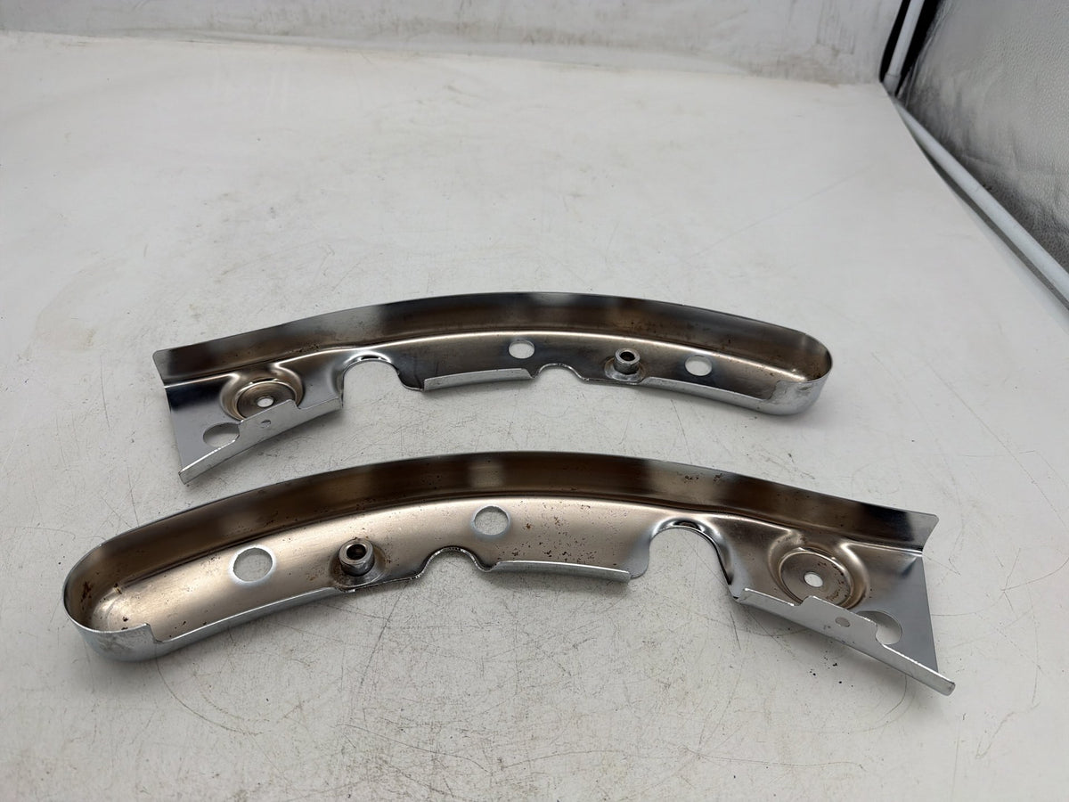 2010 Harley Street Glide Touring FLHX OEM Rear Left Right Fender Struts Bracket