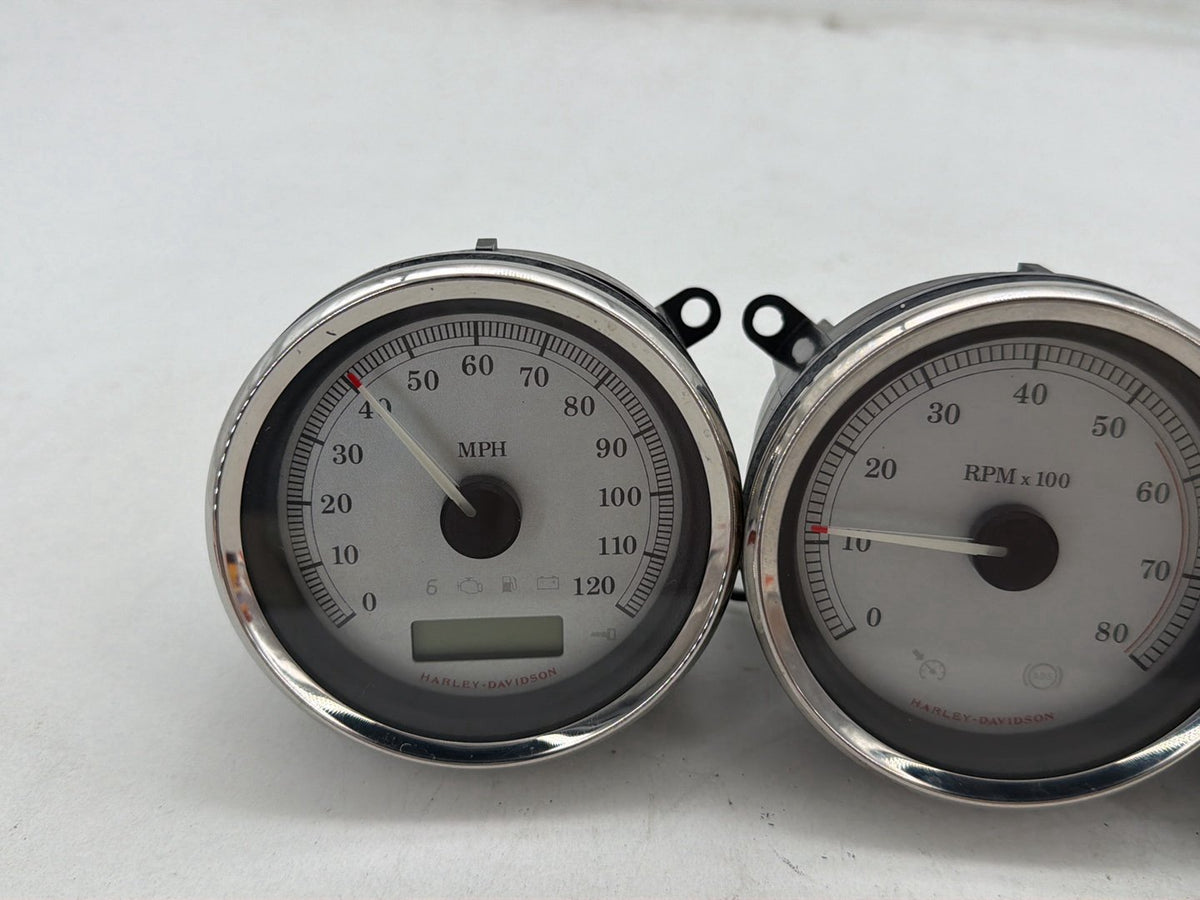 10 Harley Street Glide Touring Air Oil Volt Fuel Tacho Speedo Gauges Silver Face