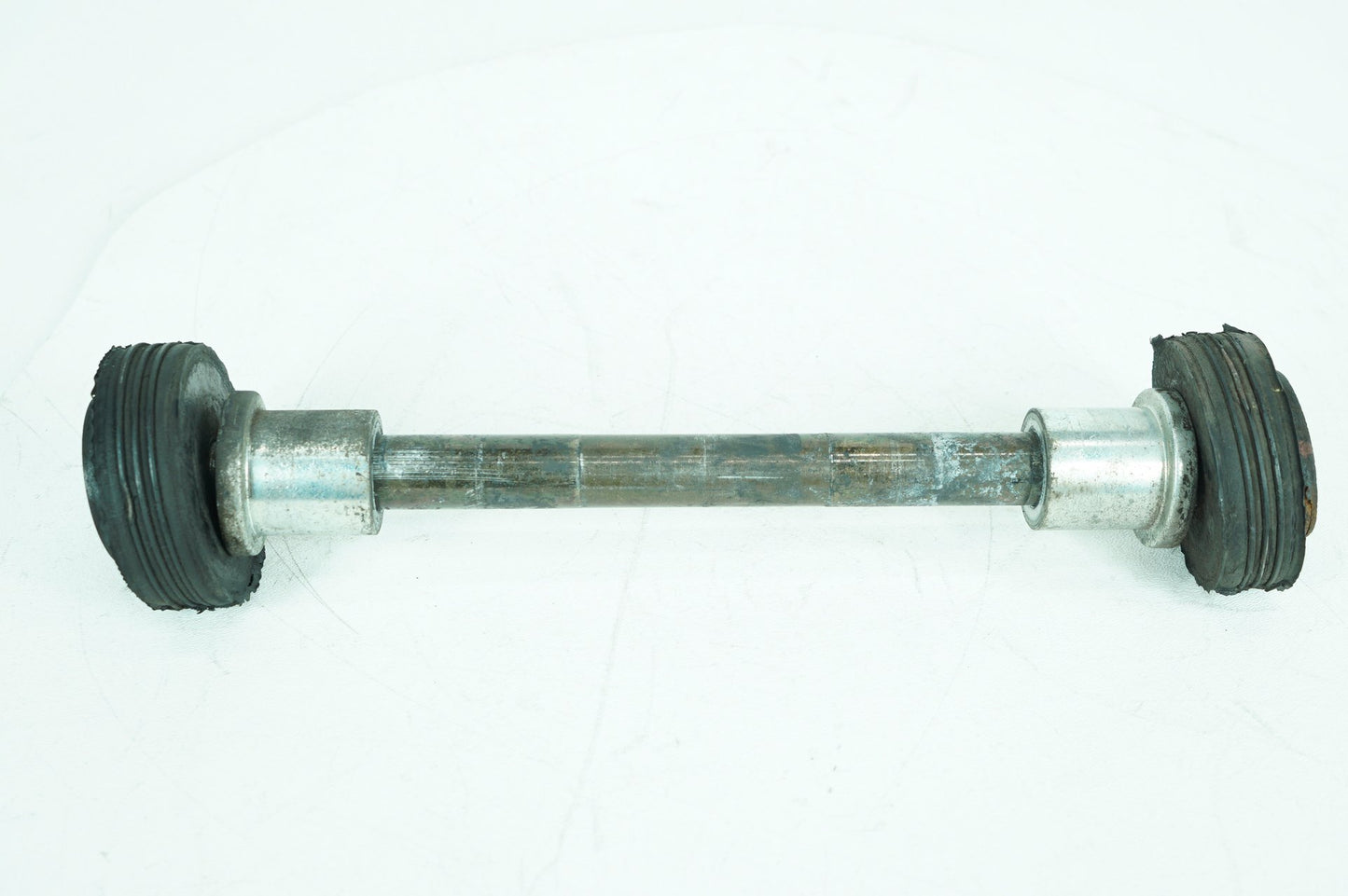 1999 - 2006 Harley-Davidson Touring Electra Glide Classic Rear Fork Swingarm Pivot Bolt Shaft 47505-02