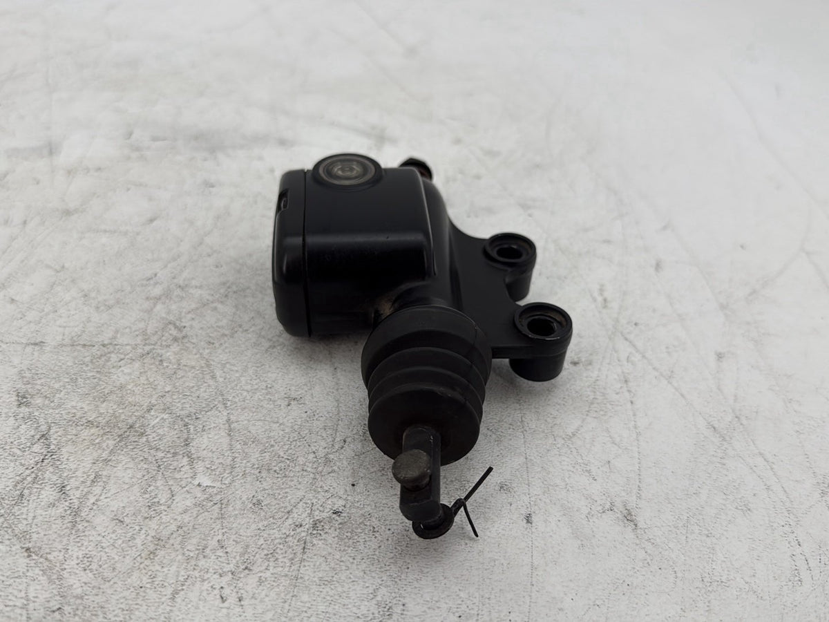 2018 Harley Electra Glide Touring Ultra OEM Rear Brake Master Cylinder Reservoir