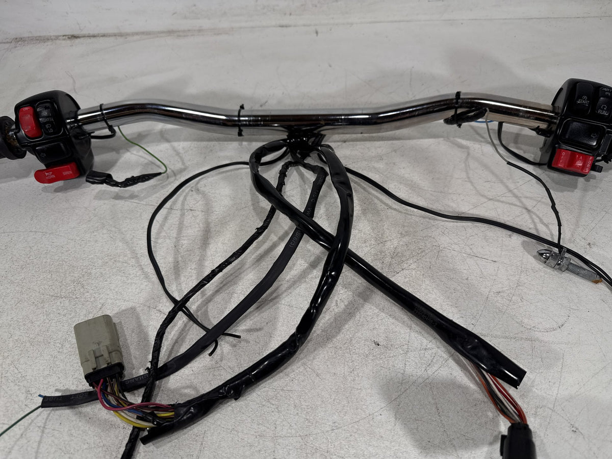 2011 Harley Electra Touring Police OEM Handlebars Left Right Switches Controls