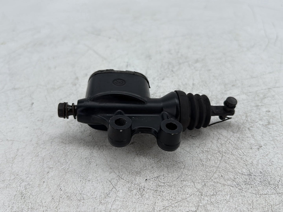 2009 Harley Road King Touring Police OEM Rear Brake Master Cylinder Reservoir