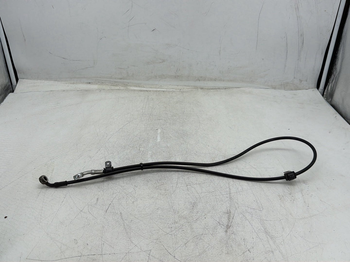 2009 Harley Dyna Street Bob FXDB OEM Front Brake Hose Line Pipe