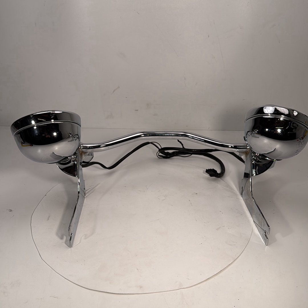 1984 - 1998 Harley-Davidson Touring Road King Police Front Turn Signal Indicators Aux Light Bar  	68712-94A