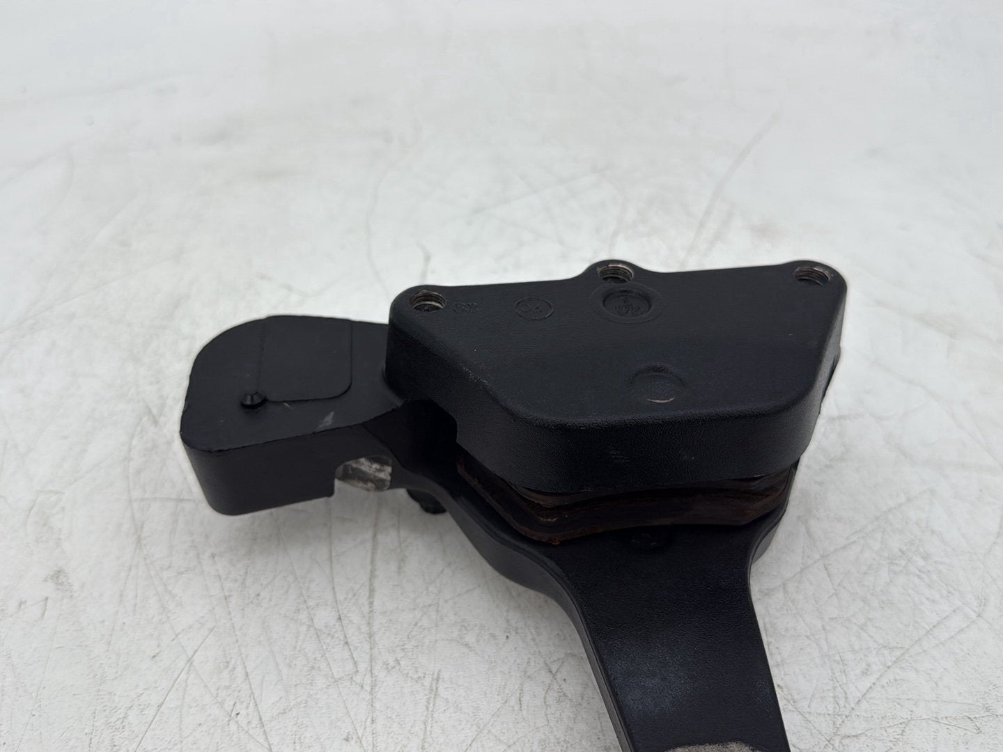 2005 Harley Dyna FXDWG Wide Glide OEM Rear Back Brake Caliper