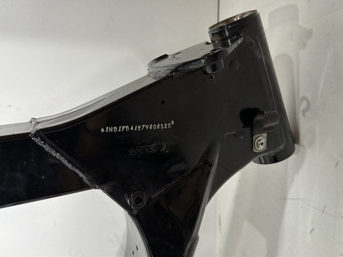 2007 Harley Road King Touring FLHR OEM Body Main Frame Chassis SLVG