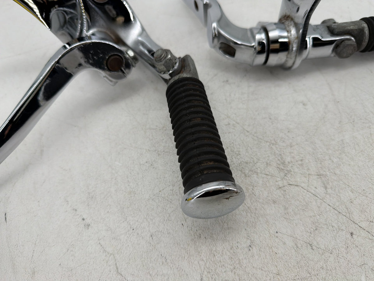 2005 Harley Dyna Super Glide Custom FXDC OEM Left Right Foot Brake Control Pegs