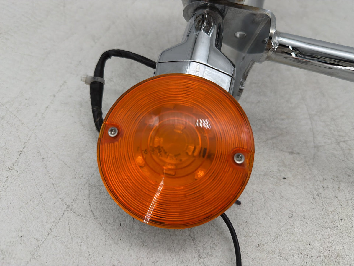 2001 Harley Fat Boy Softail FLSTF OEM Front Turn Signal Indicators Aux Light Bar