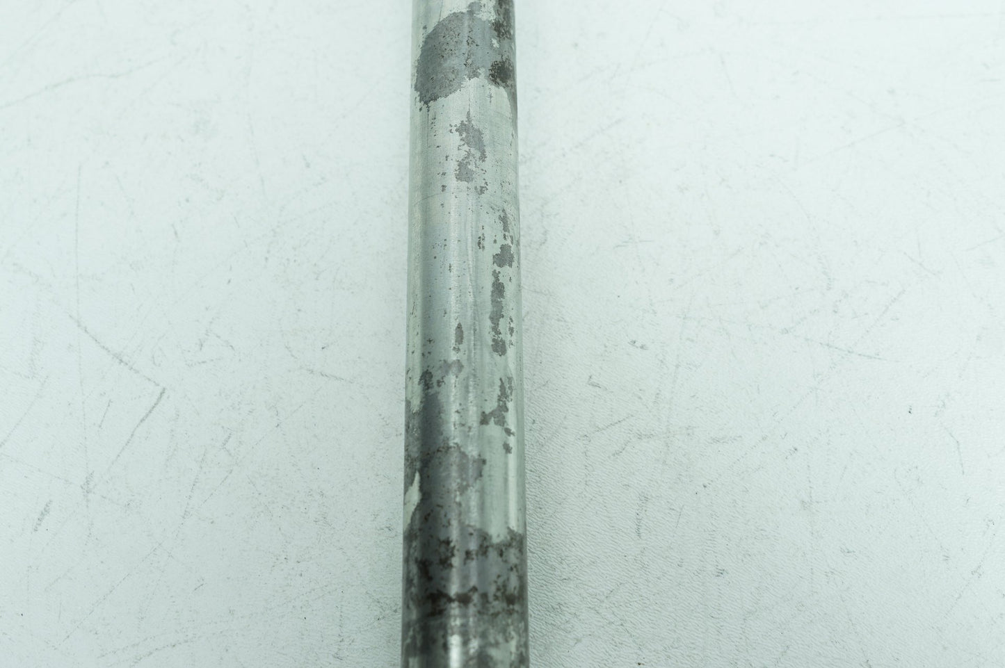 2007 - 2012 Harley-Davidson Touring Electra Glide Classic Rear Wheel Axle Bolt Shaft 41056-09