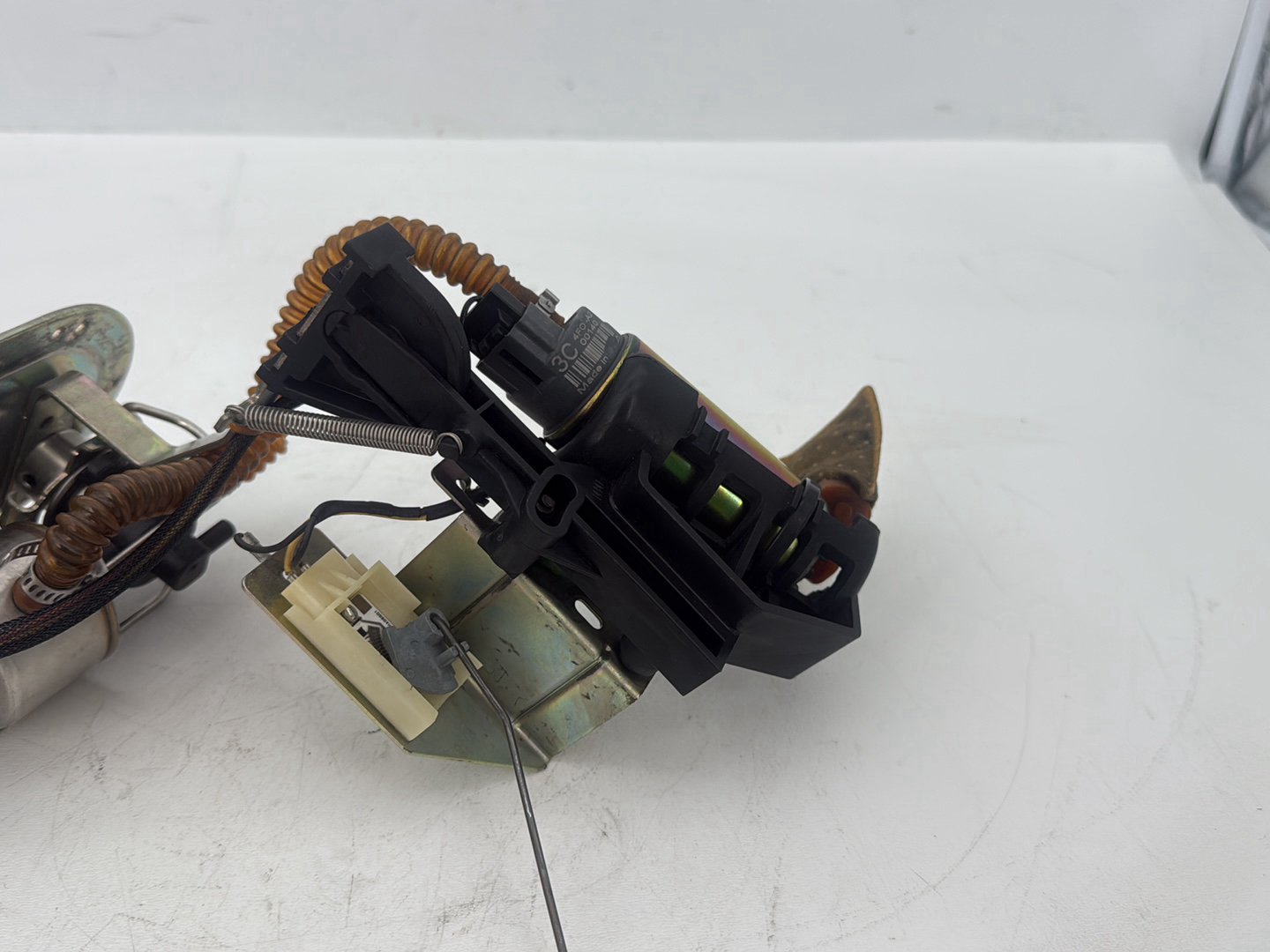 2005 Harley Touring FLHRCI Road King Classic OEM Fuel Pump Gas Gasoline Petrol Sending