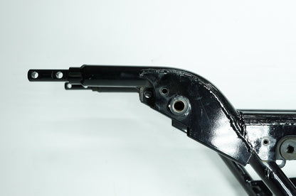 1999 - 2006 Harley-Davidson Touring Electra Glide Ultra Body Main Frame Chassis SLVG 47900-99B