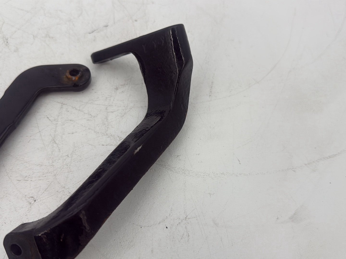 2005 Harley Touring FLHRCI Road King Classic OEM Right 1 Footboard Mount Bracket
