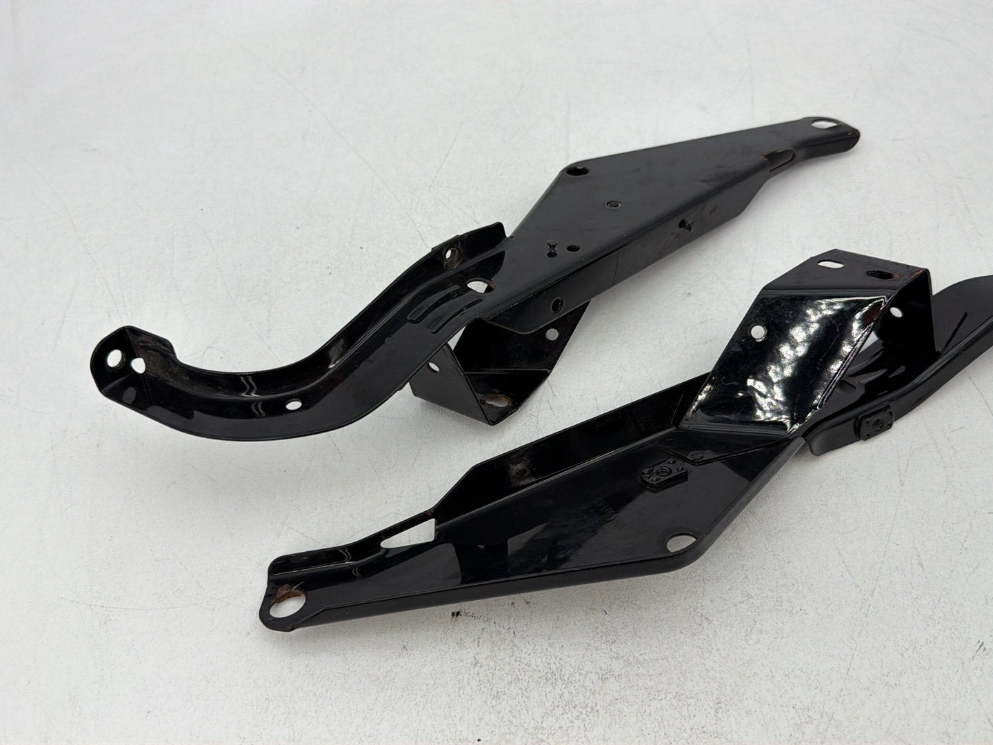 2007 - 2012 Harley-Davidson Touring Street Glide Right Left Fairing Support Brackets 58478-96A