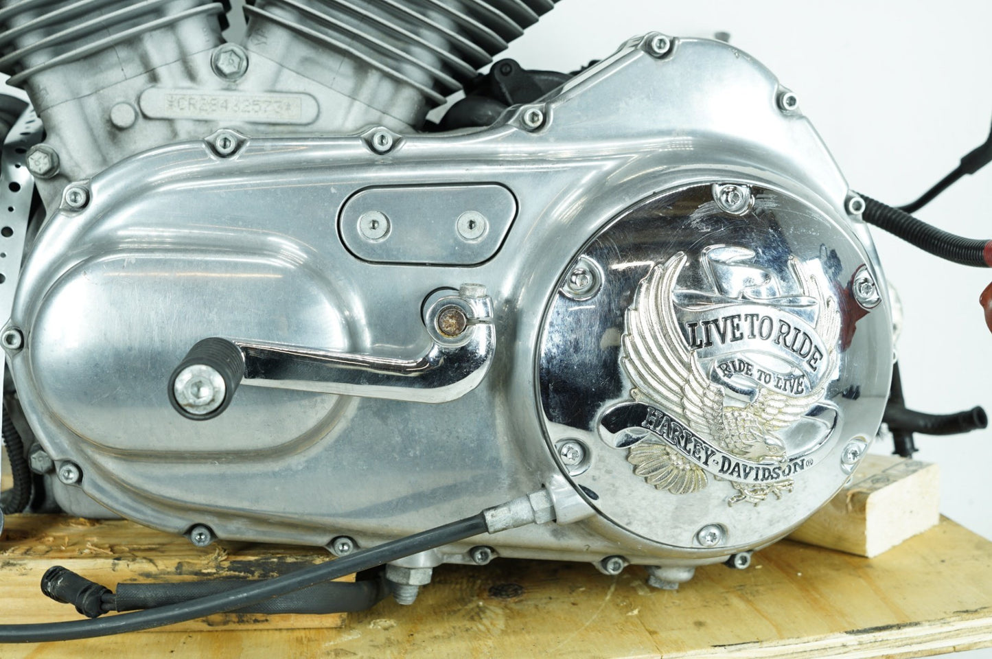 2004 - 2013 Harley-Davidson Sportster Low EFI 883 Engine Motor Transmission 19566-08