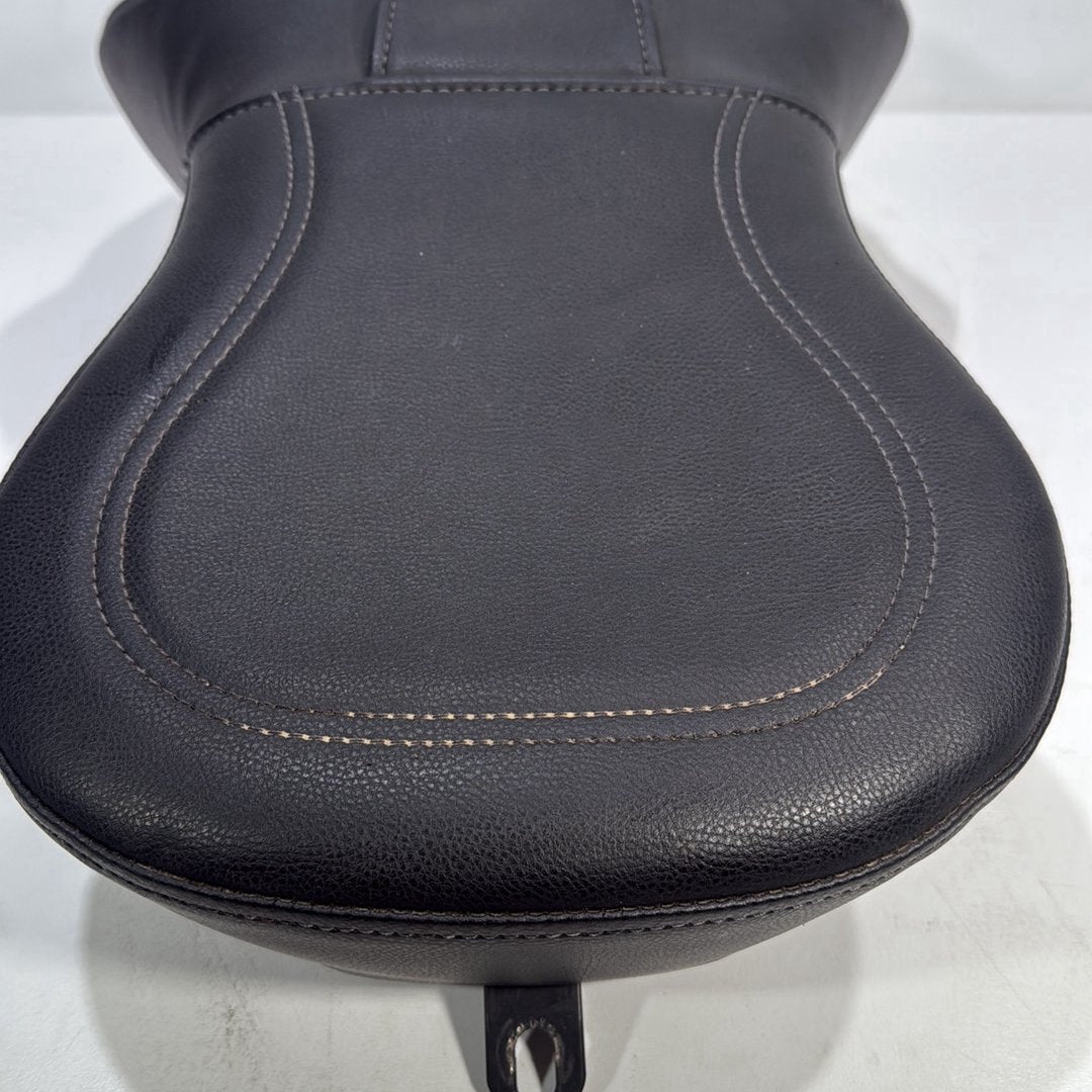 2017 - 2026 Harley-Davidson Softail Heritage Classic 114 Passenger Rider Driver Seat Saddle SADDLEMEN