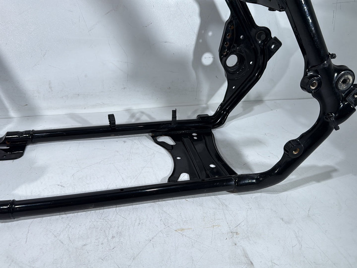 10 Harley Street Glide Touring FLHX OEM Body Main Frame Chassis 47900-10BHP SLVG