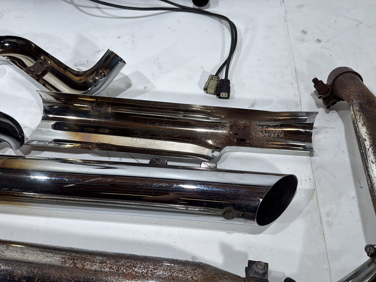 2010 Harley Electra Glide Touring Ultra FLHTCU OEM Exhaust Header Pipes Muffler