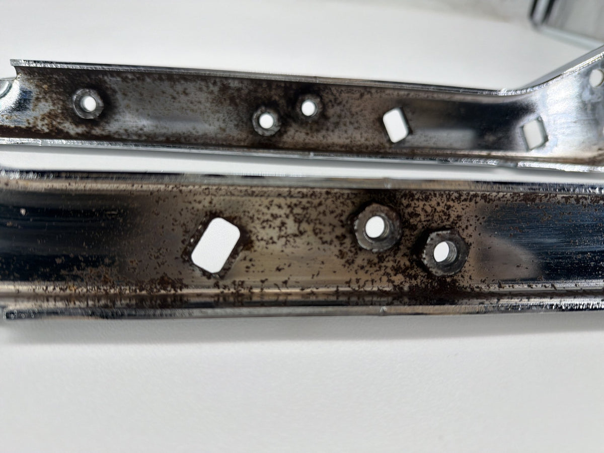 2006 Harley Electra Glide Touring Classic OEM Left Right Saddlebag Fender Struts Brackets
