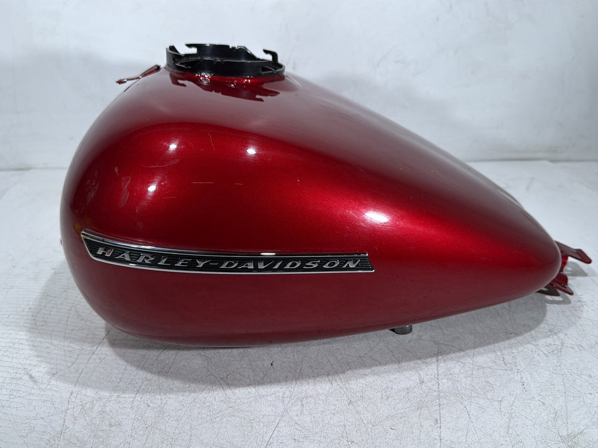 2018 Harley Road Glide Touring FLTRXS OEM Fuel Gas Tank Gasoline Reservoir
