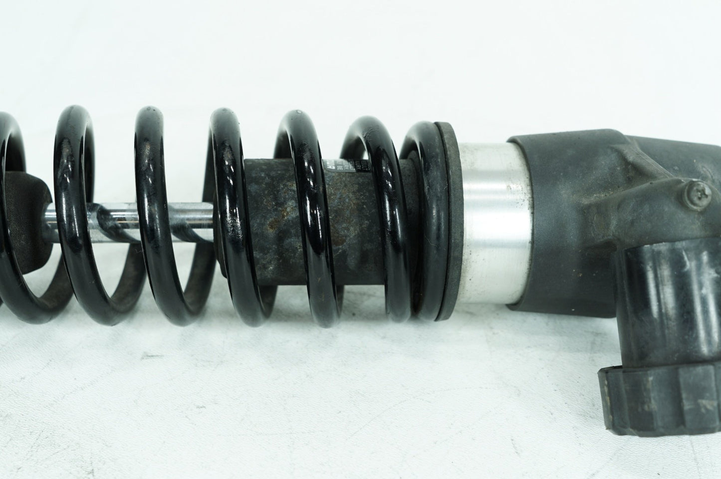 2017 - 2025 Harley-Davidson Touring Road Glide Ultra Rear 1 Shock Absorber 54000094