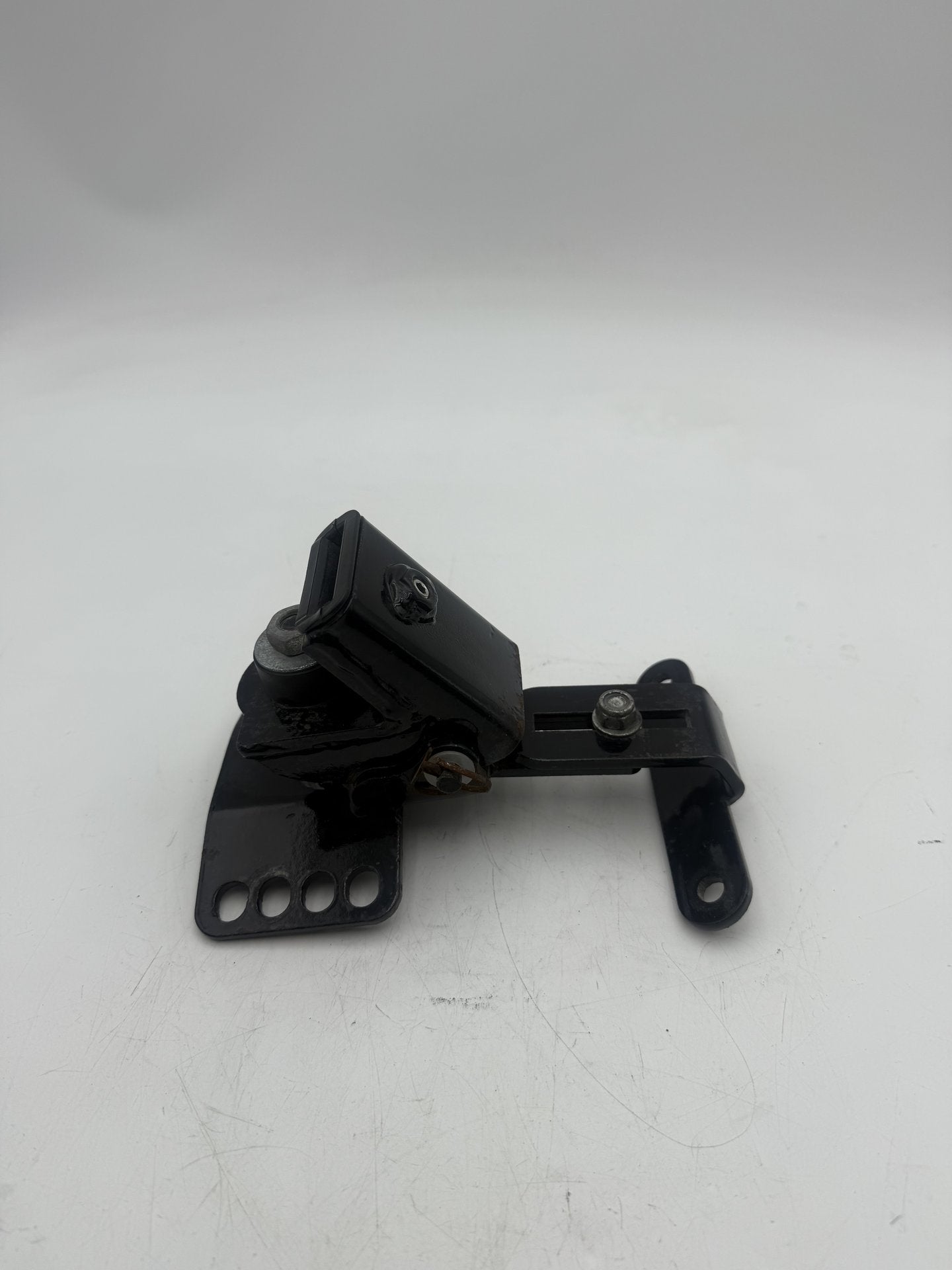 2008 - 2016 Harley-Davidson Touring Street Glide Front Driver Rider Backrest Bracket Mount 52589-09A