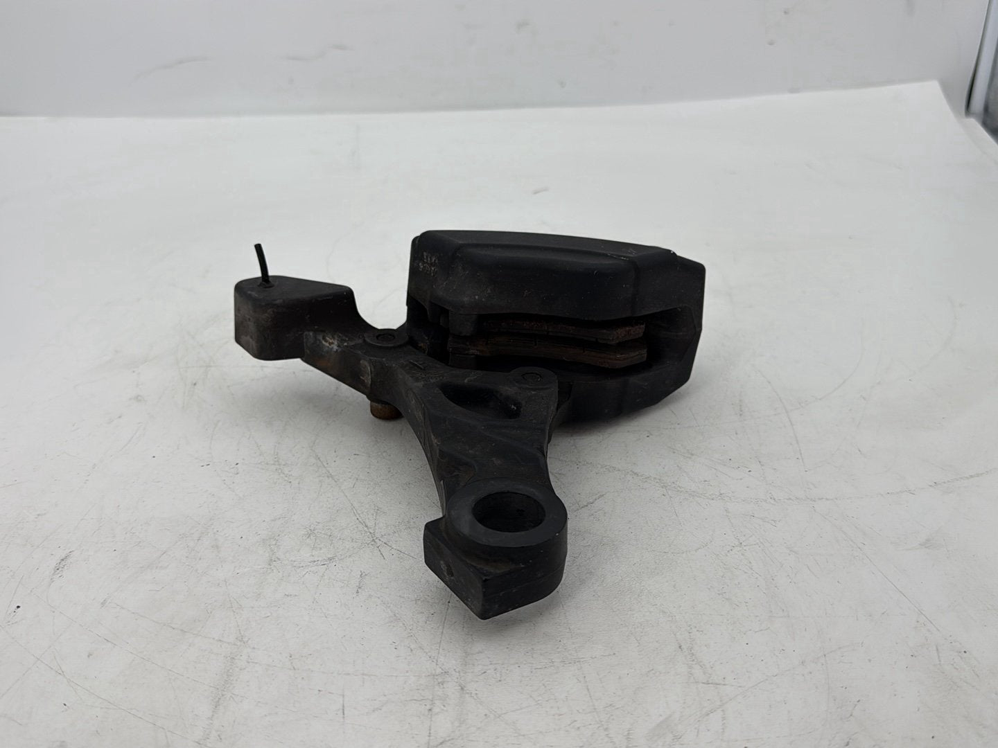 2008 Harley Touring FLHTCU Electra Glide Ultra OEM Rear Back Brake Caliper w/ Bracket