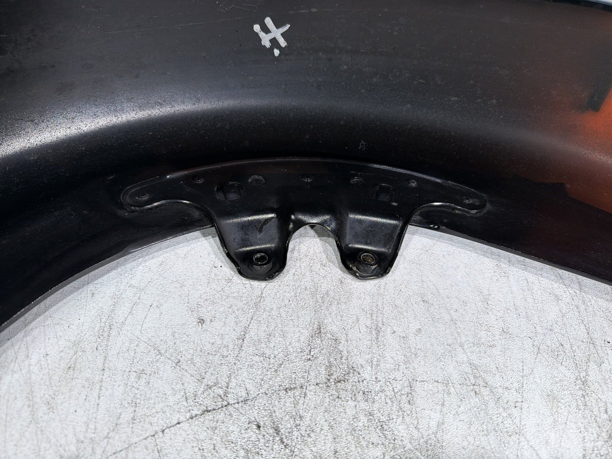 2004 Harley Electra Glide CVO Screamin Eagle OEM Front Wheel Fender Shell Panel