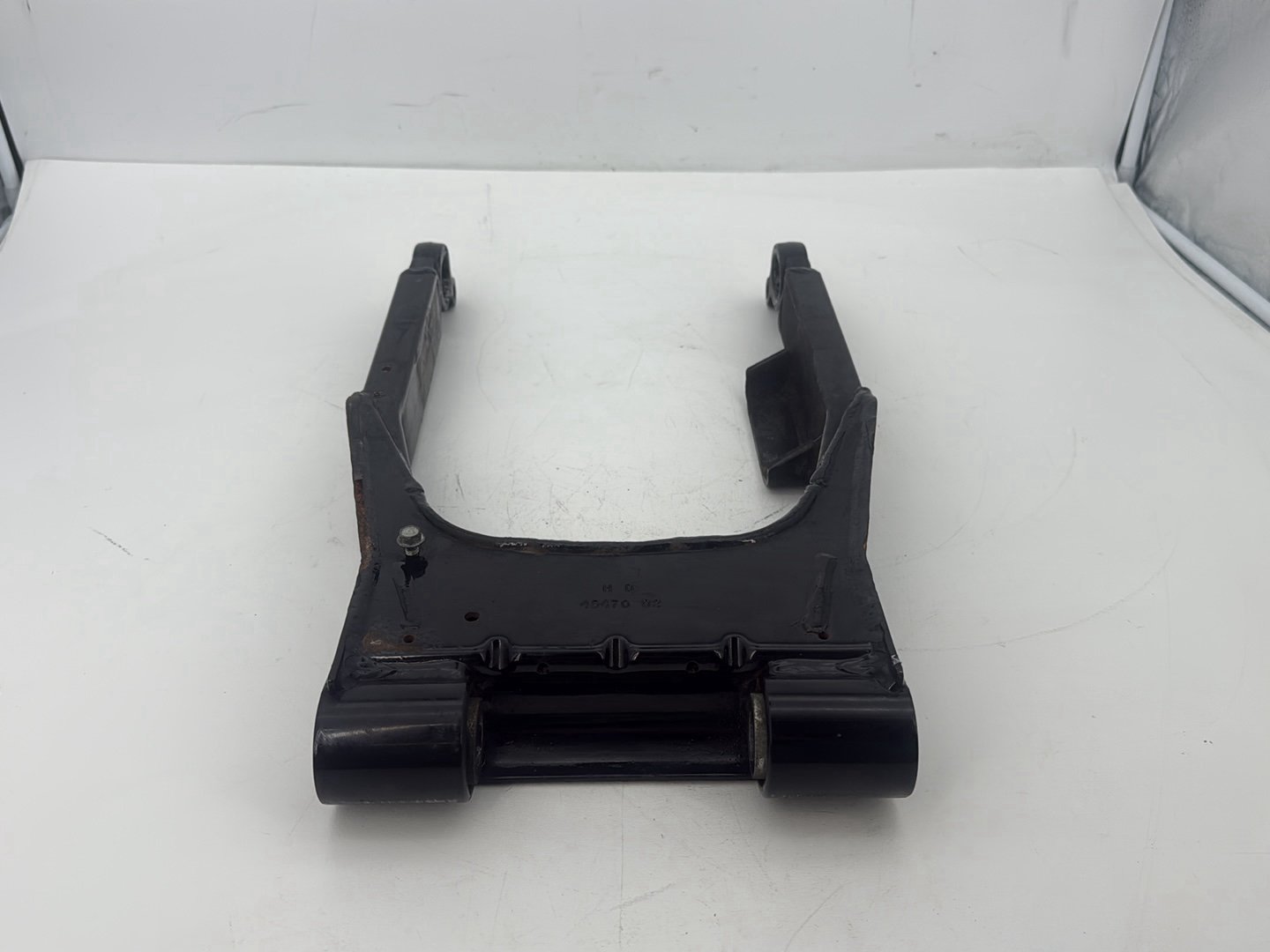 2005 Harley Touring FLHRCI Road King Classic OEM Rear Fork Swingarm Swing Arm