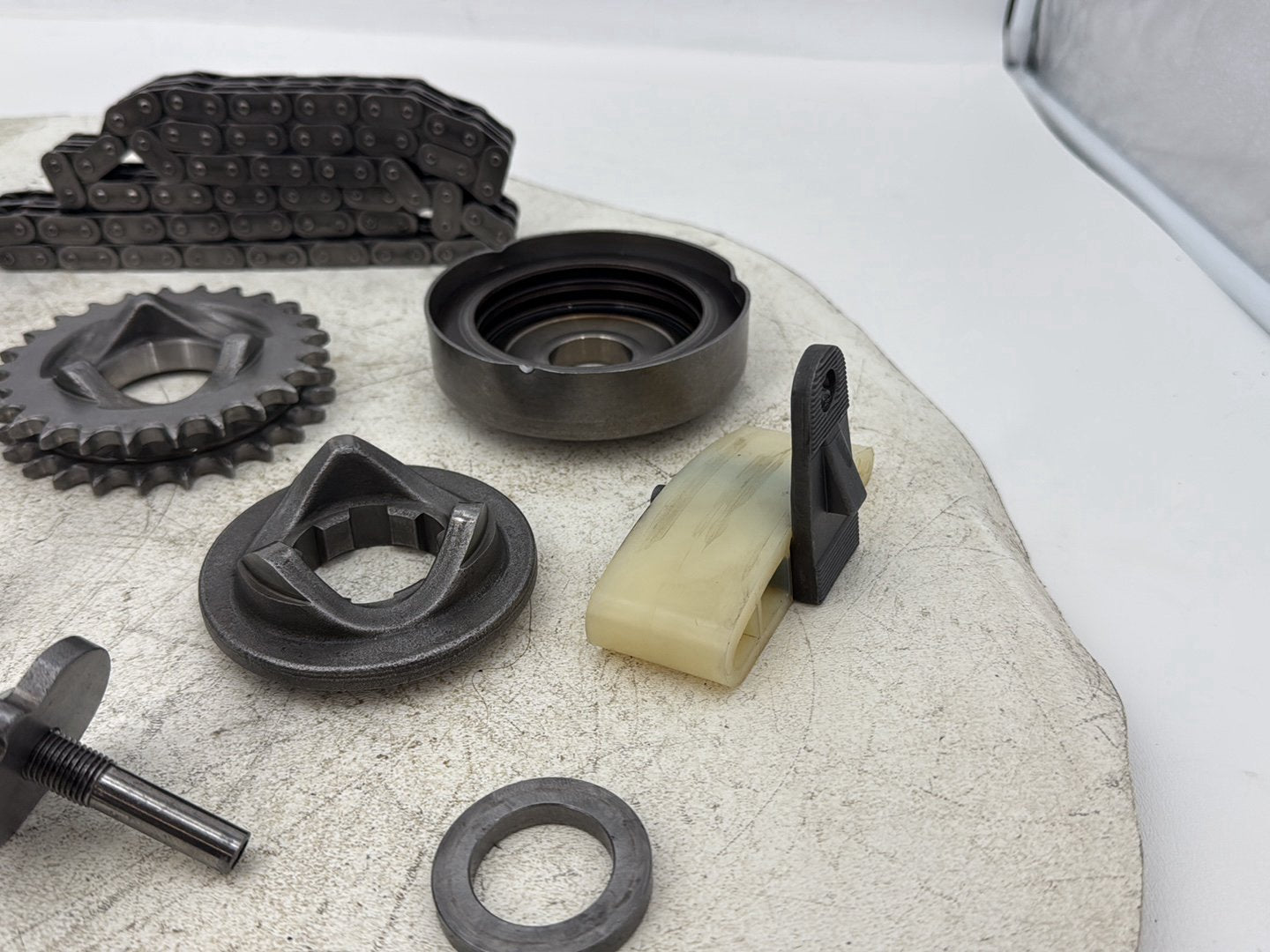 1999 - 2006 Harley-Davidson Dyna Low Rider Clutch Basket Chain Tensioner Kit  	37707-98A