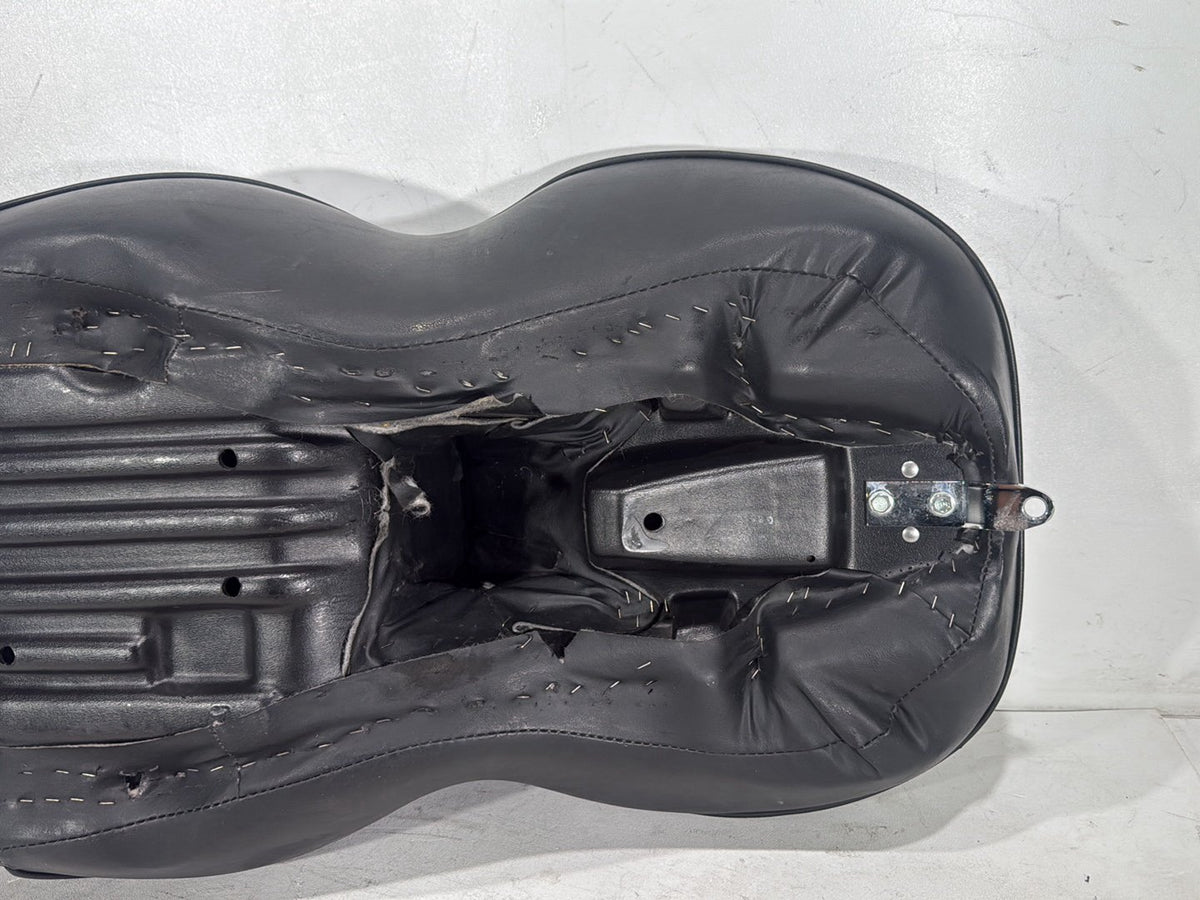 07 Harley Street Glide Touring FLHX OEM Passenger Rider Driver Seat Saddle TORN