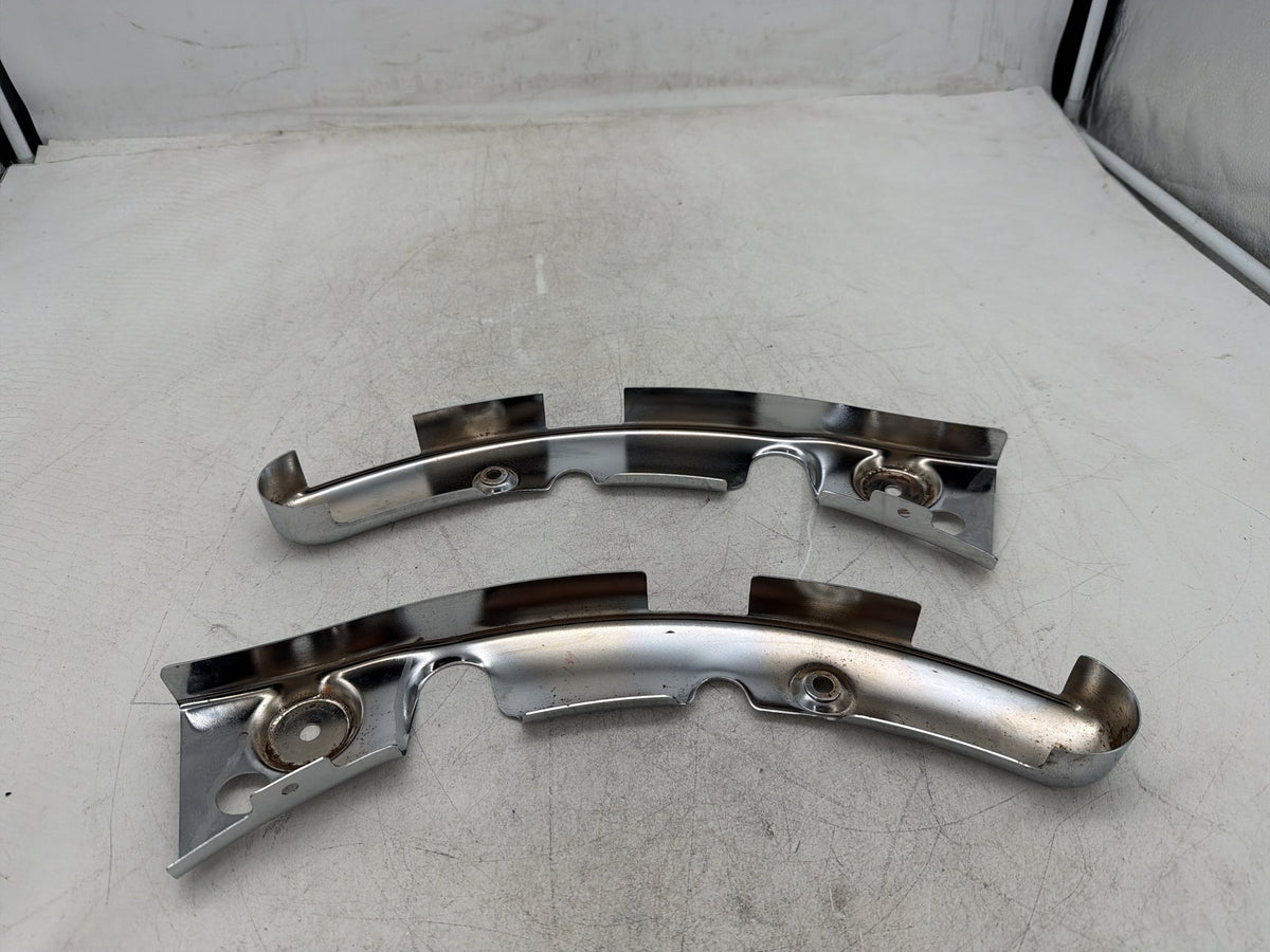 2010 Harley Electra Glide Touring Ultra OEM Rear Left Right Fender Struts Bracket