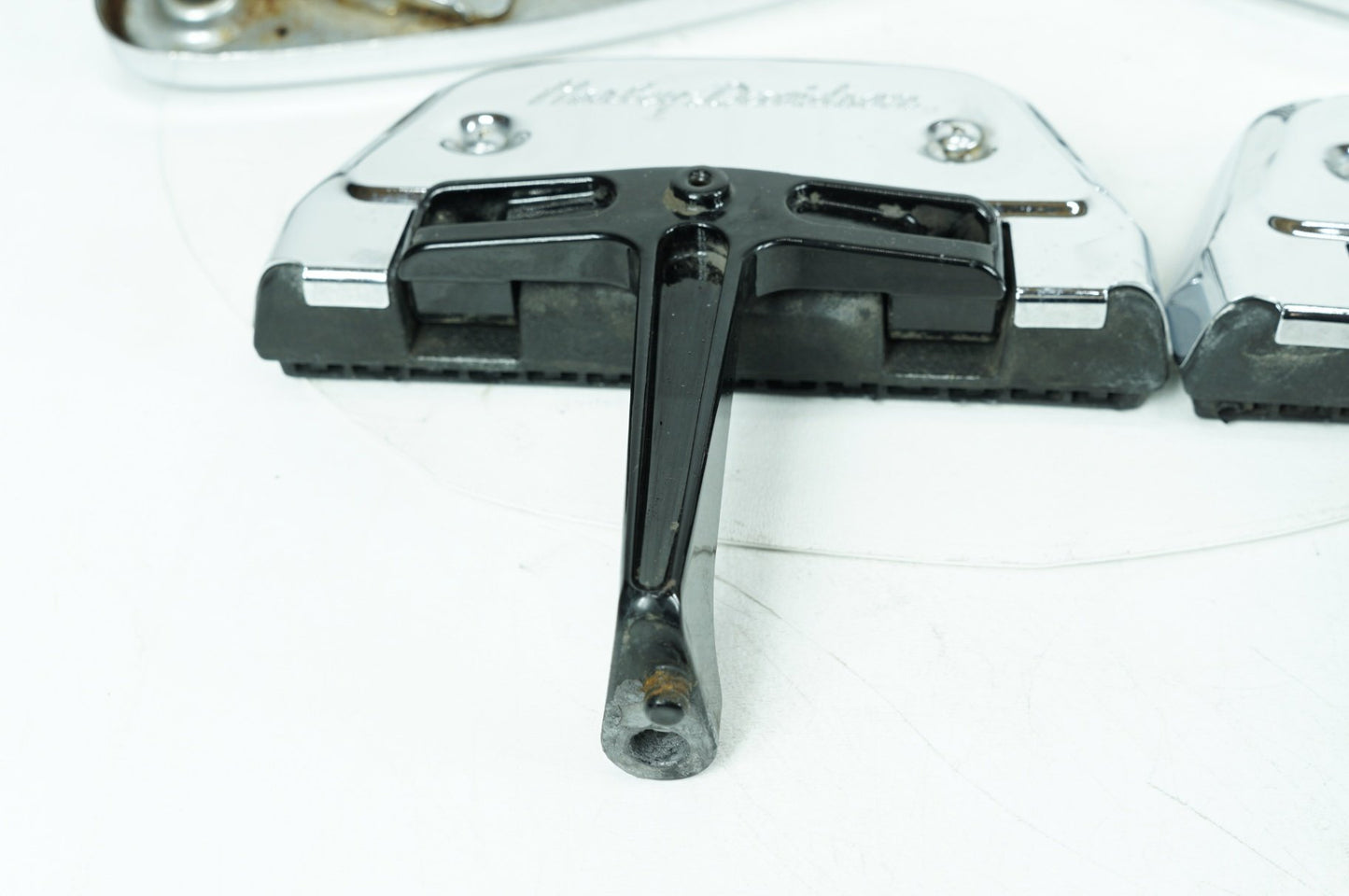 2007 - 2012 Harley-Davidson Touring Electra Glide Left Right Driver & Pass Floorboard Foot Rest 50683-04