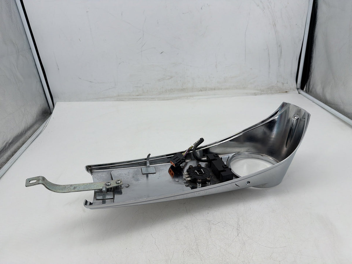 2011 Harley Road King Touring FLHR OEM Fuel Gas Tank Dash Console NOKey
