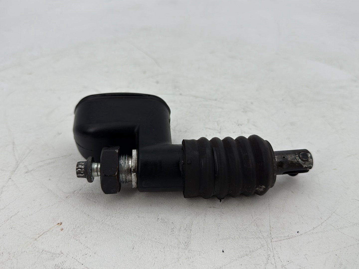 1999 - 2006 Harley-Davidson Touring Road King Police Rear Brake Master Cylinder Reservoir 41755-99D