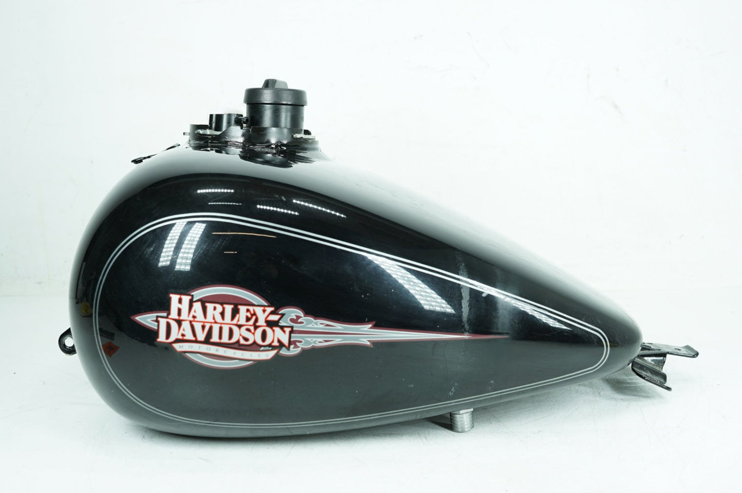 2007 - 2012 Harley-Davidson Touring Electra Glide Classic Fuel Gas Tank Gasoline Reservoir 61356-08