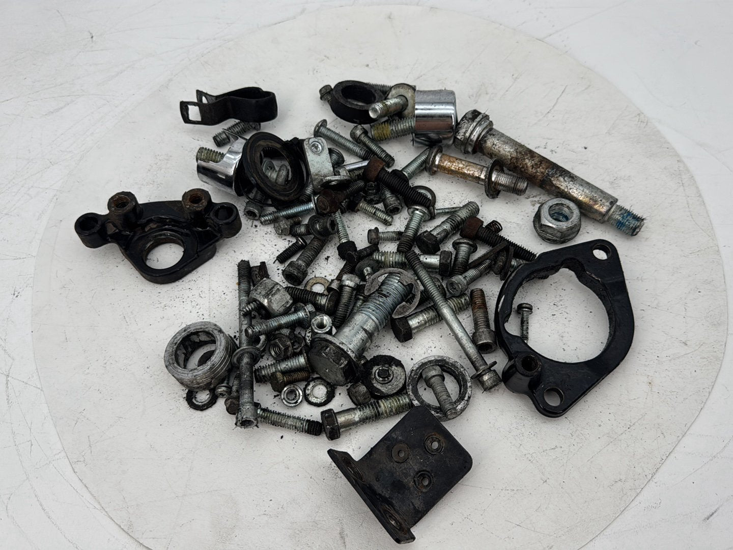 2009 Harley Sportster XL1200 L 1200 Low OEM Hardware Bolts Nuts & Brackets