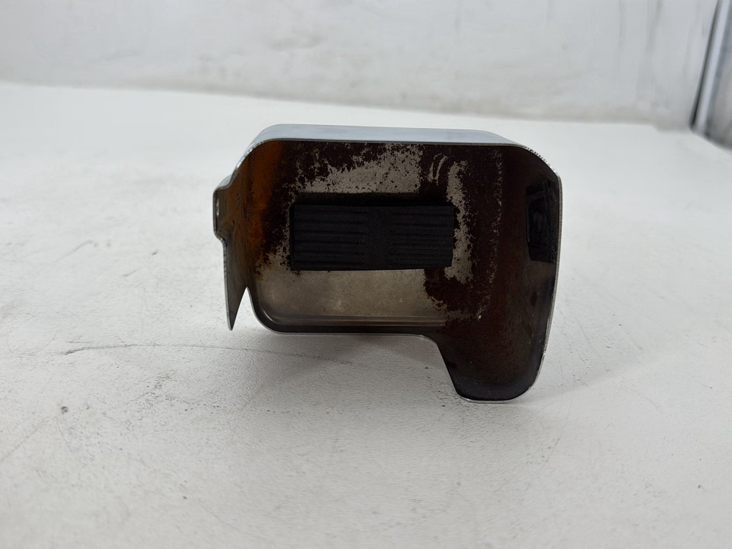2004 Harley Softail FLSTC Heritage Classic OEM Ignition Igniter Coil Cover Trim