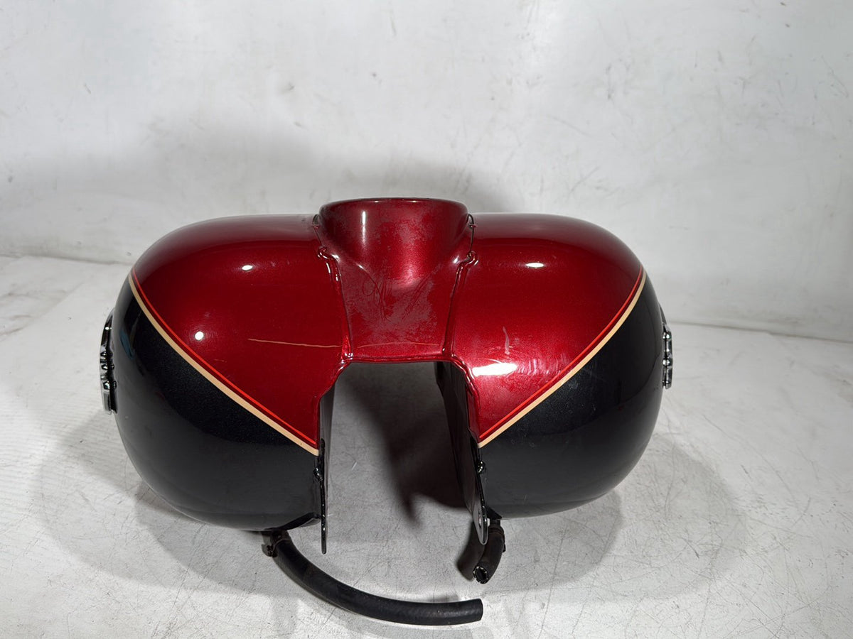 2007 Harley Electra Glide Touring Ultra OEM Fuel Gas Tank Gasoline Reservoir