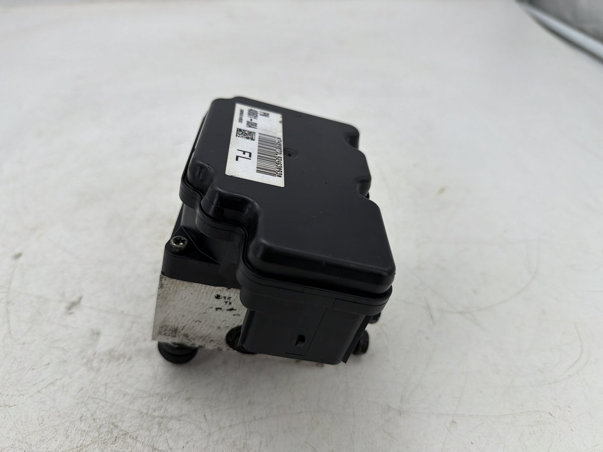 2010 Harley Electra Glide Touring Ultra OEM ABS Brake Pump & Control Module