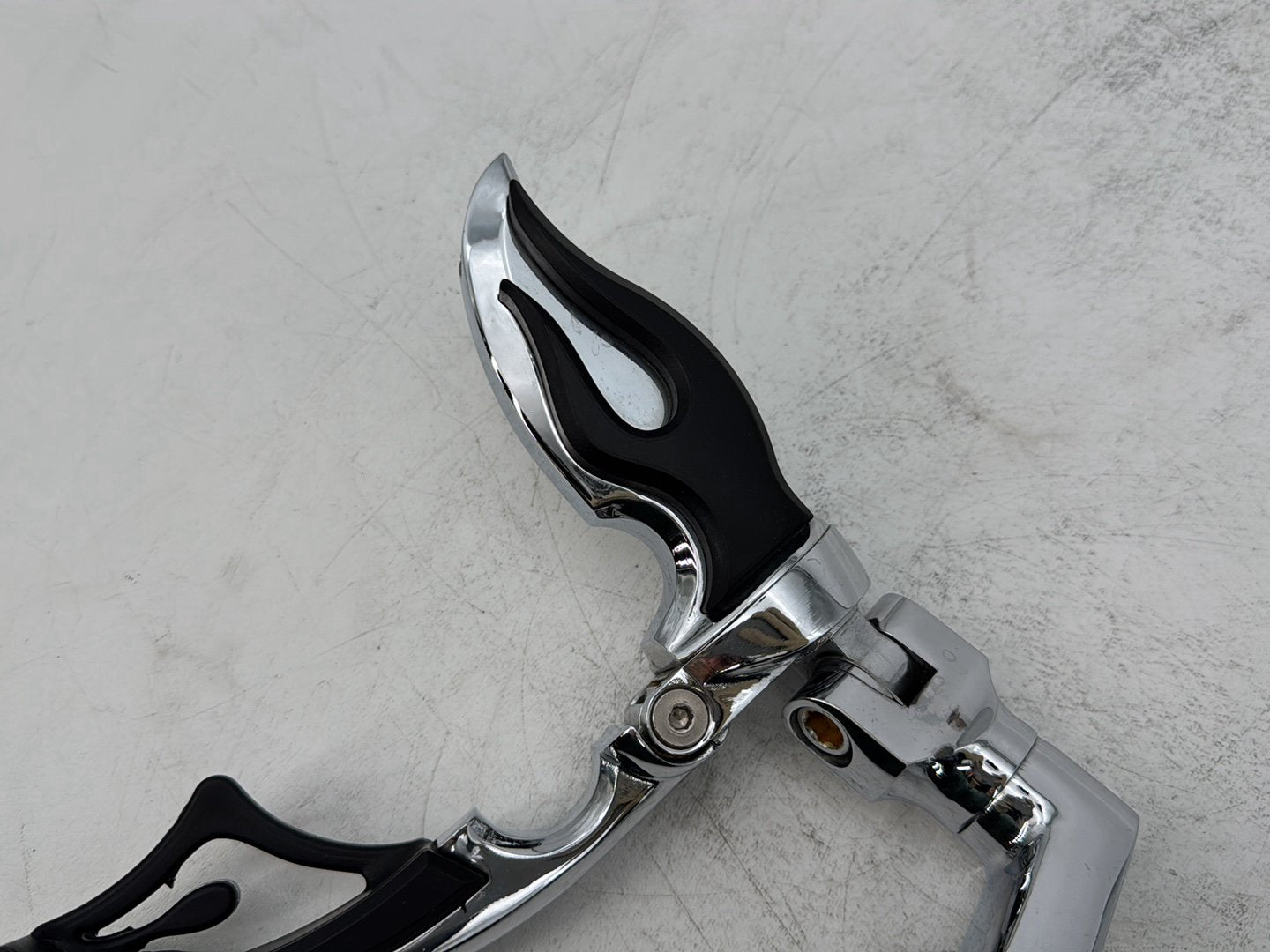 1999 - 2006 Harley-Davidson Touring Electra Glide Classic Front Right Left Highway Foot Pegs Kuryakyn